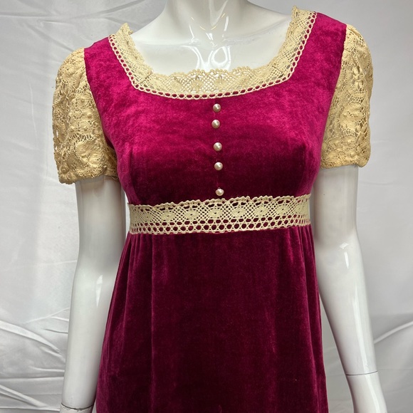 Women's Vintage Lisa Jo Crimson Red Velvet Cream Crochet Lace 70’s Long Dress S - Picture 2 of 13